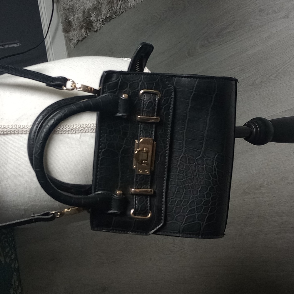 bebe Elegant Black Crocodile Pattern Crossbody Handbag